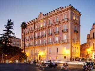 陌生人温泉酒店