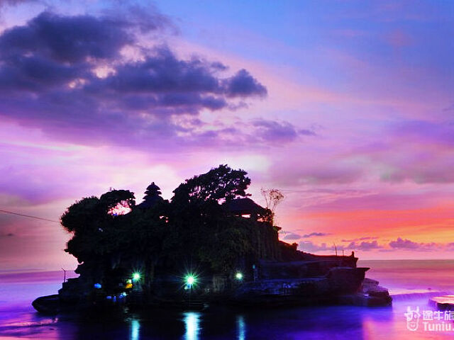 上海飞巴厘岛5晚7日纯玩游 别墅+希尔顿海景房