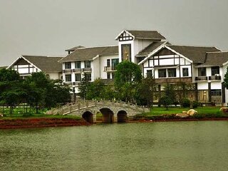 梁子湖龙湾度假村