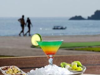 拜尔扎克斯海滩俱乐部酒店