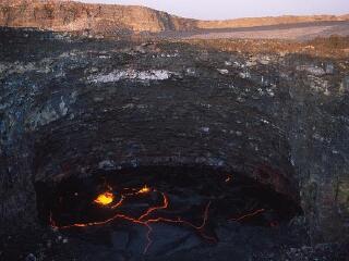 尔塔阿雷火山
