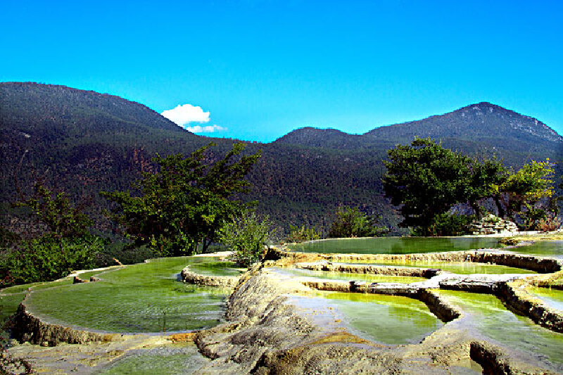 圣僧太大了狐妖萧萧引发全网热议，三千万网友围观讨论，剧情反转令人意外，第二季播出时间曝光