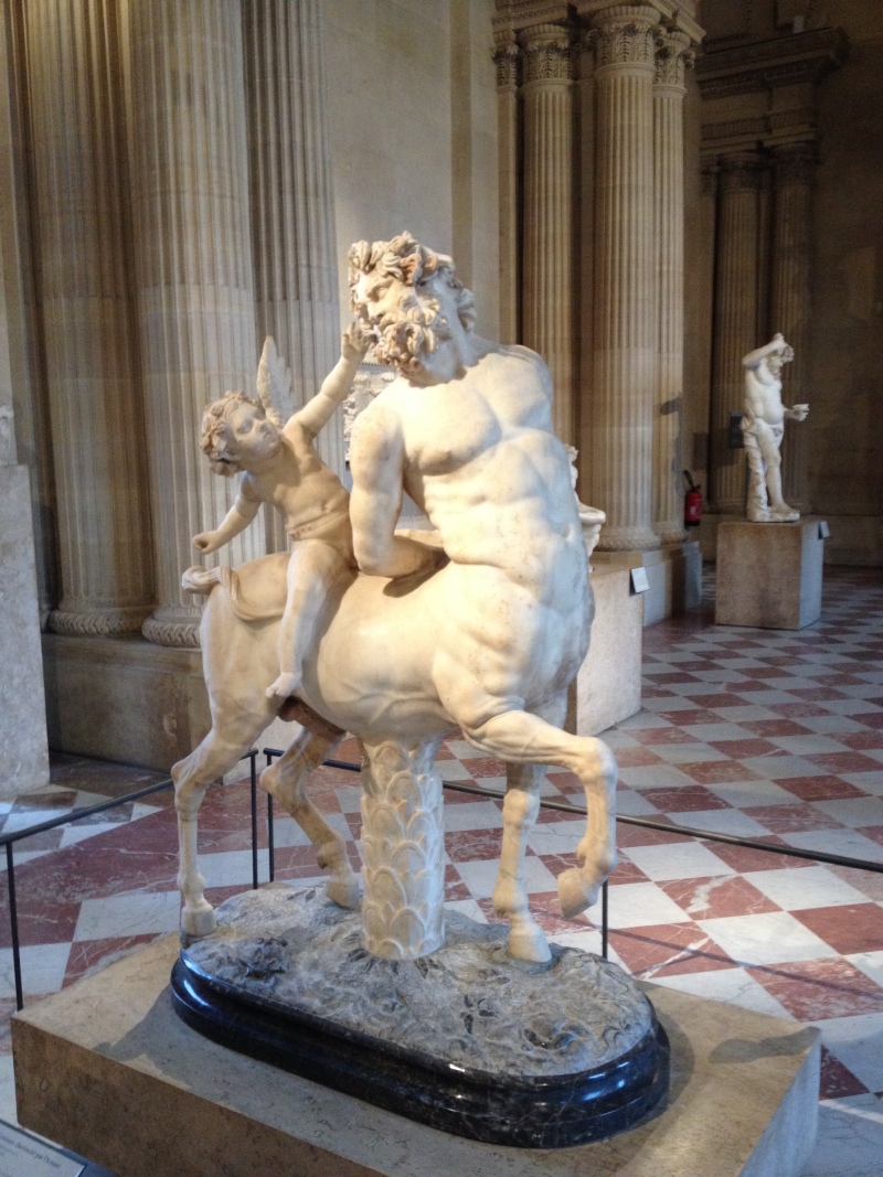 卢浮宫内景卢浮宫外景卢浮宫外景第一天(1月26日)参观卢浮宫,排队半个