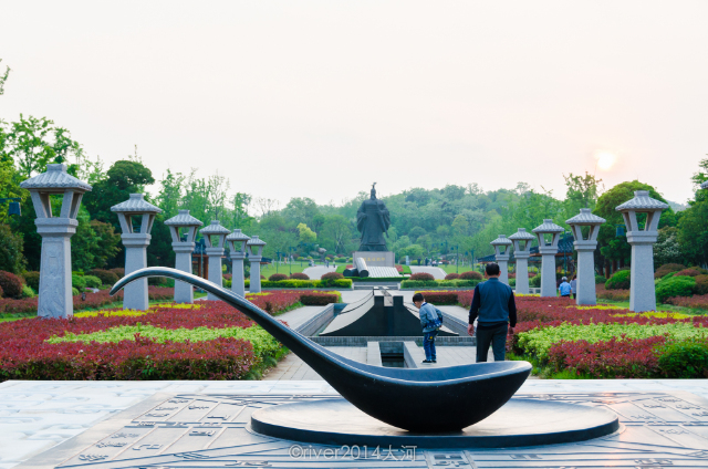       项王故里的夜景不错,从酒店
