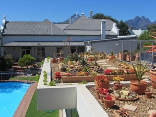 卡里登别墅酒店