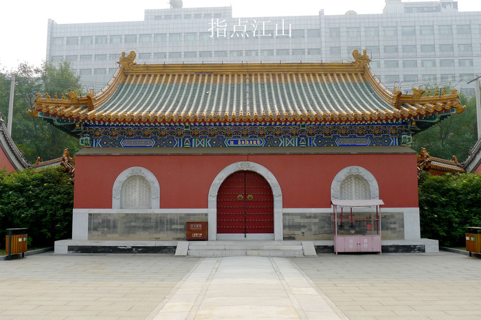 第一篇:揭开黄寺的神秘面纱