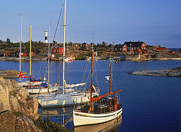 瑞典耶夫勒旅游景点_耶夫勒景点介绍_游览美丽的峡湾街