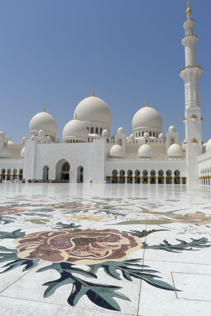 雄伟,奢华,震撼来形容一点也不夸张【多图】_谢赫扎耶德大清真寺游记