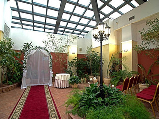 沙利亚宾宫酒店