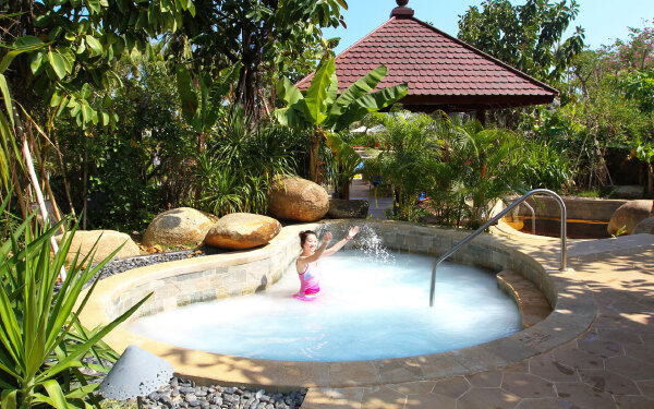 海棠湾9号理疗温泉