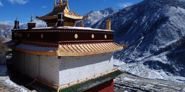 直贡梯寺风景图片