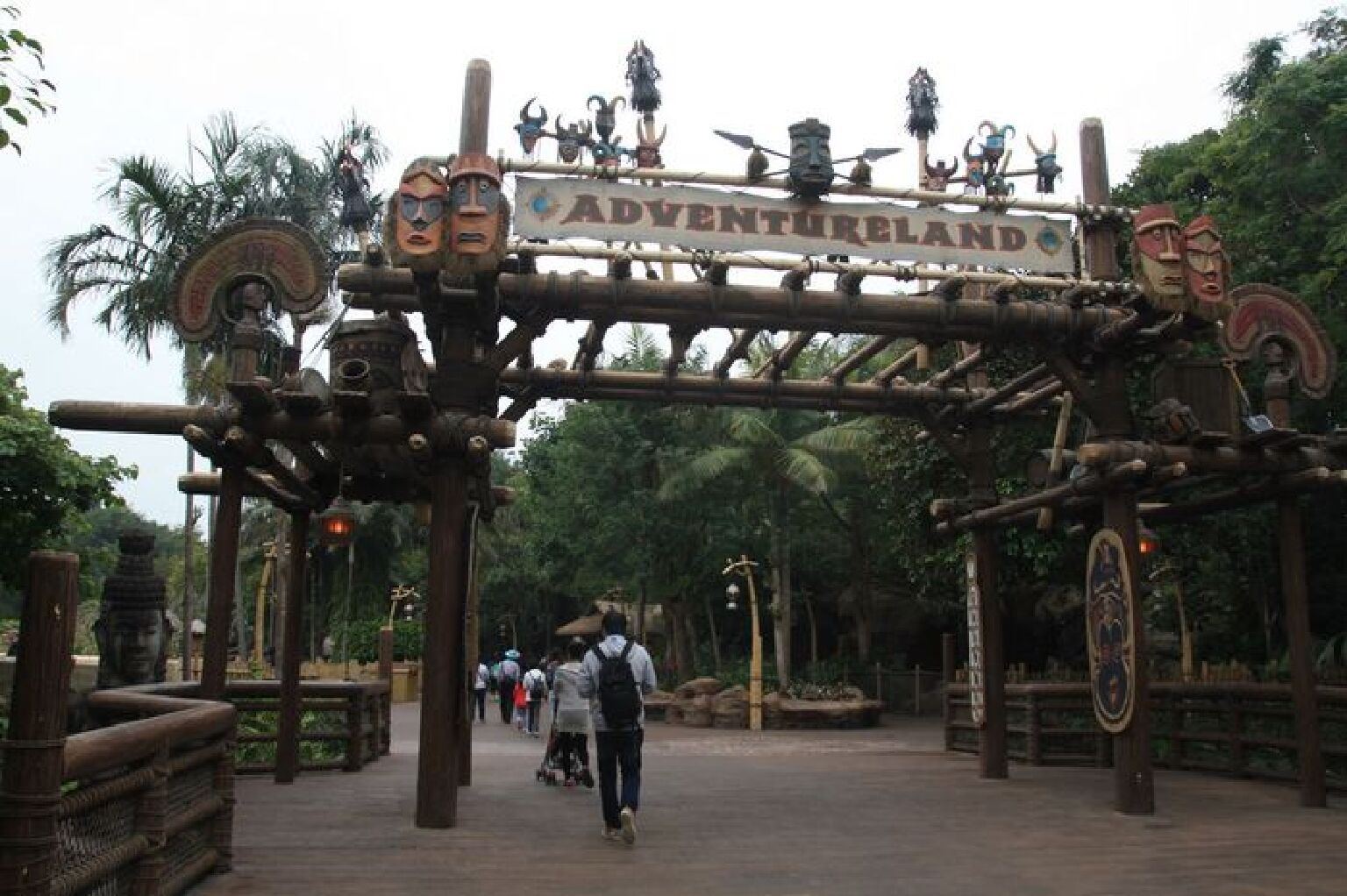 香港迪士尼乐园之二冒险乐园