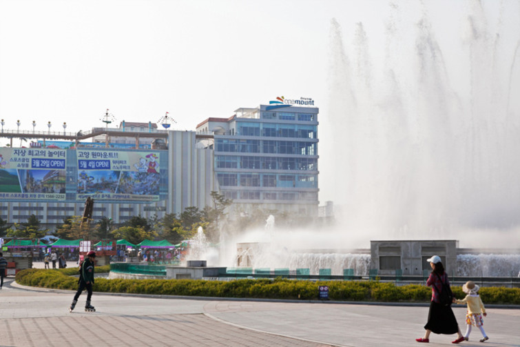 韩国京畿道高阳市onemount水上乐园