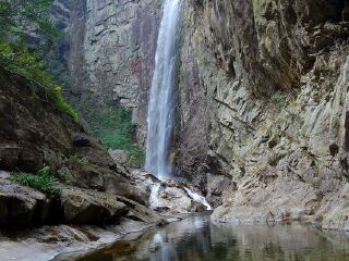 龙井峡-大别山主峰