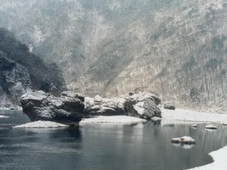 韩国江原道东江漂流