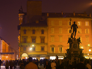 波洛尼亚海神喷泉