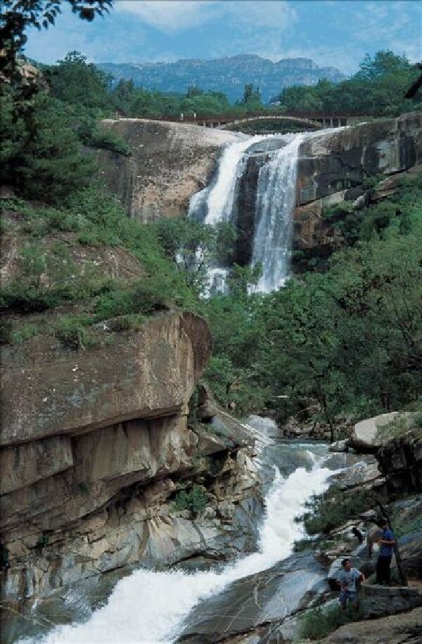 临沂地下大峡谷漂流攻略_临沂地下大峡谷漂流门票_临沂地下大峡谷漂流