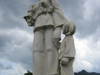 韩江源客家母亲雕像