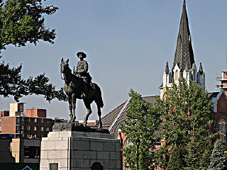 阿尔伯特纪念钟楼