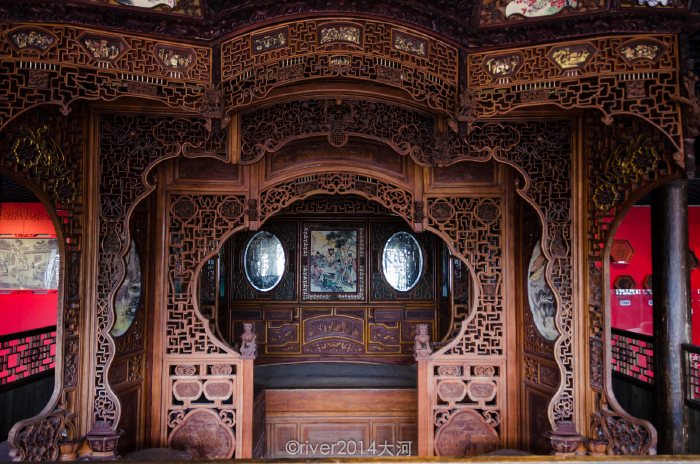 前童当地人家的雕花大床,真的非常精美,影视作品中经常见到.