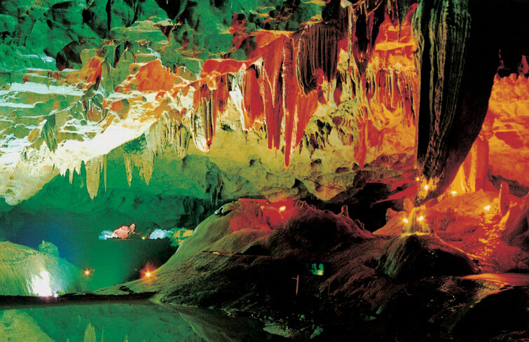 北京云佛山溶洞