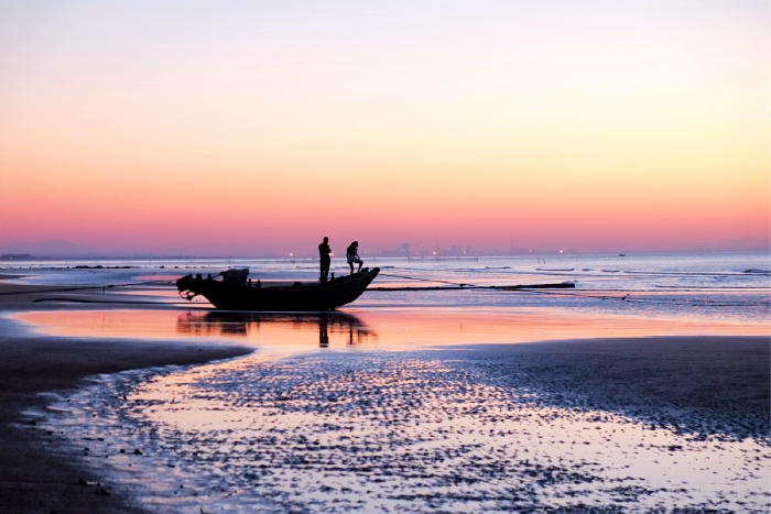 但我要告诉你们,日照的日出不但美丽,带给你的惊喜可远远不只是几分钟