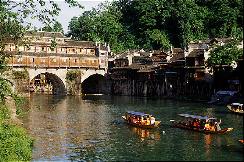 凤凰古城景点推荐_凤凰古城旅游热点_凤凰古城旅游攻略