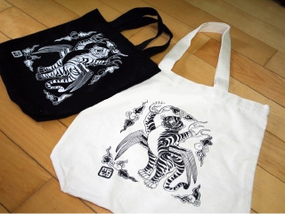 韩国首尔北村韩屋雪敬宫廷服饰文化馆