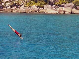 拉夫雷斯普拉斯林塞西尔莱佛士