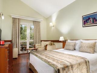 拜尔扎克斯海滩俱乐部酒店