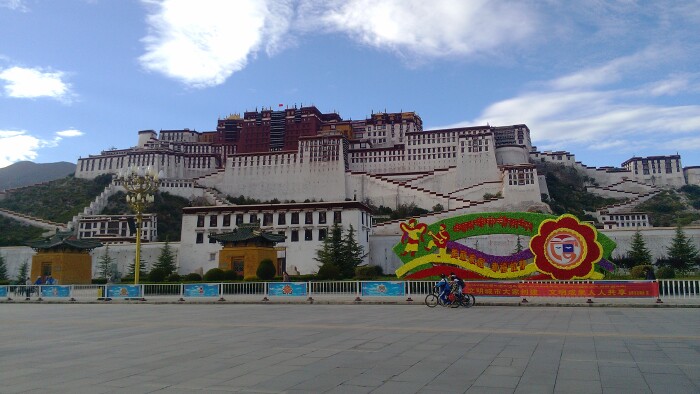 【西藏】帕拉庄园的青稞熟了,进藏的好时节.