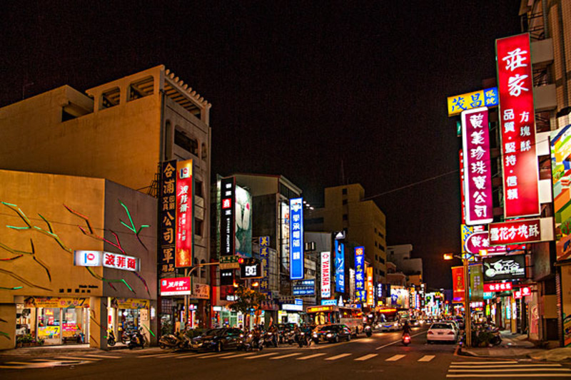 台湾旅游胜地嘉义美食简介_嘉义美食粿仔汤简介_嘉义美食南部水煮粽简