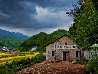 白际-徽州大峡谷-源芳极速漂流自驾3日游>4人起订送贴心导游服务