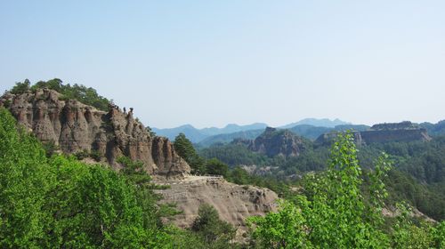  朝鮮南陽-七寶山-清津-鏡城雙臥4日遊>有山有海住民居