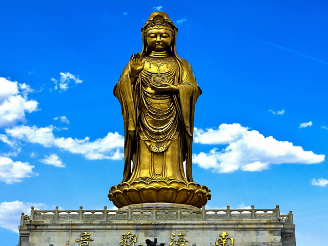 景点 · 南海观音大佛 南海观音大佛屹立于普陀山