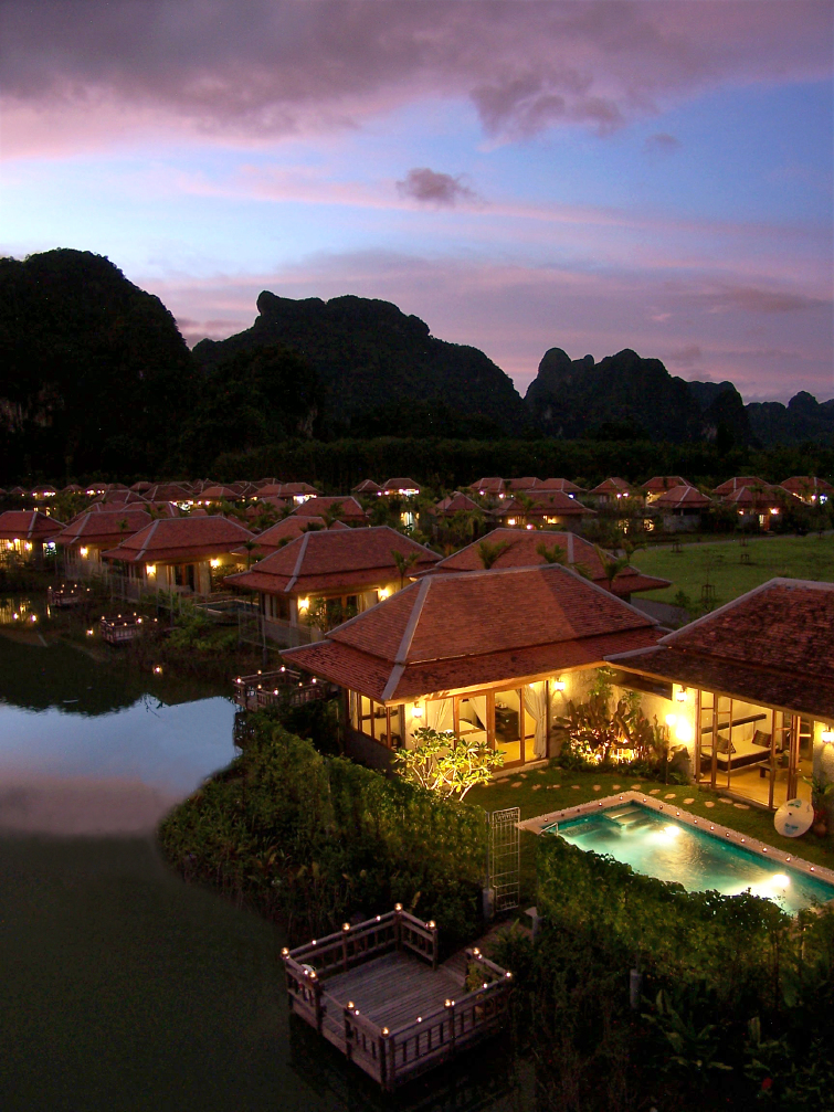 普吉岛的豪华度假酒店很多,但是像博森山庄这种村野风情的酒店不多见