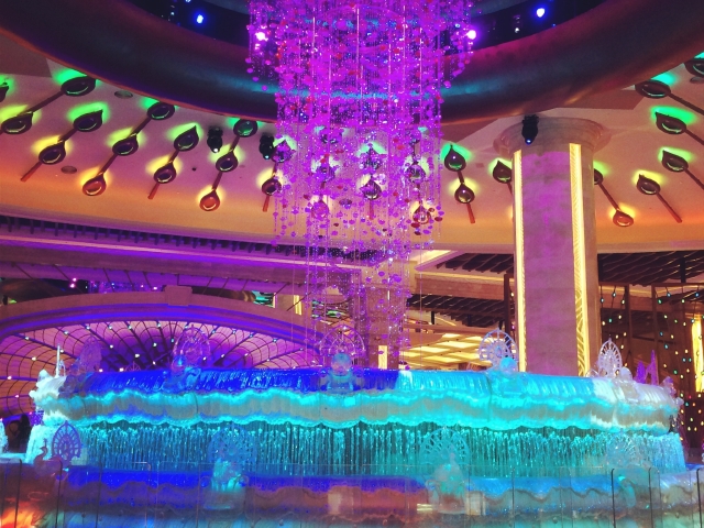 杜莎夫人蜡像馆,夜游维多利亚港,米其林推荐餐厅大荣华,澳门葡国餐